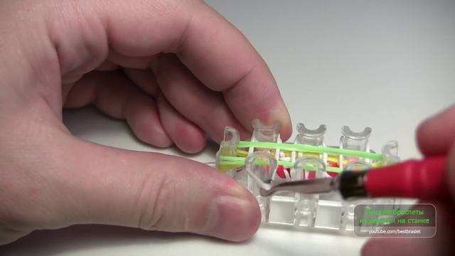 Браслет РЕЛЬСЫ ▐▒▒▌ из резинок на станке Monster tail ▐▒▒▌ как плести из резинок Rainbow loom смотреть онлайн