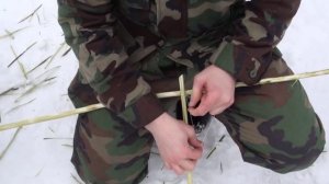 Уроки выживания, сделай снегоступы.mp4