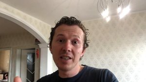 Как запретить лаять на других собак? Шпиц