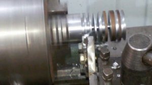Учусь отрезать на ТВ-6. Самодельный резец.