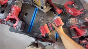 Обзор-сравнение импульсный винтоверт Milwaukee M18 Surge FQID с Milwaukee M18 FID2. Реальный опыт