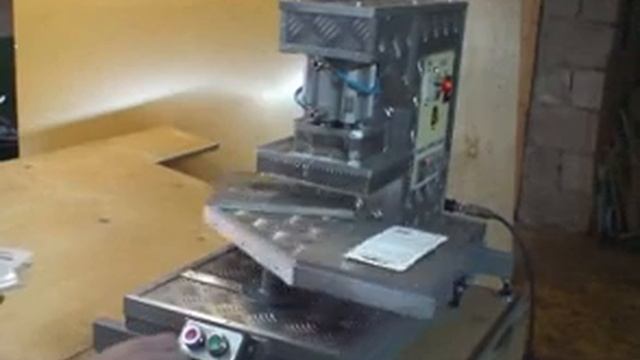 АВТОМАТИЧЕСКИЙ АППАРАТ ДЛЯ ПРИВАРКИ БЛИСТЕРА АППБ- 05 смотреть онлайн