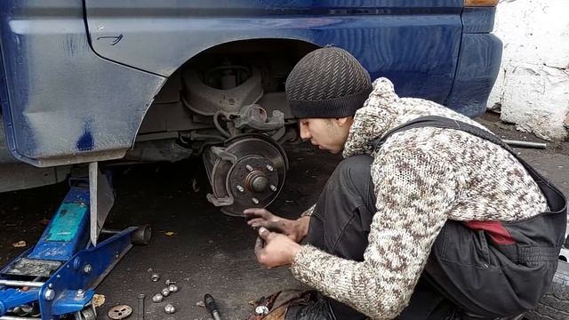 Замена колодок на Hyundai Porter