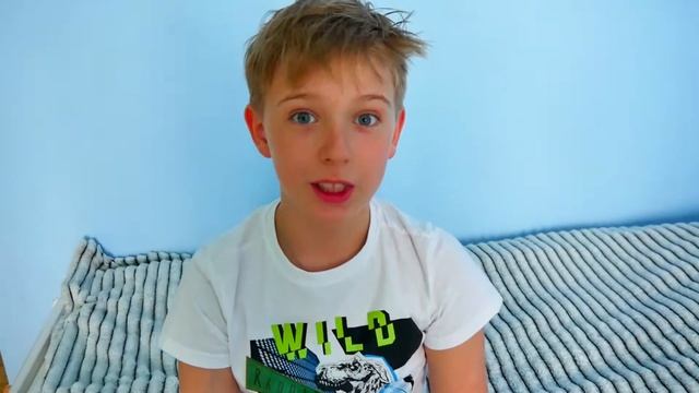 Лайфхак от Ромы как избавиться от монстра под кроватью
