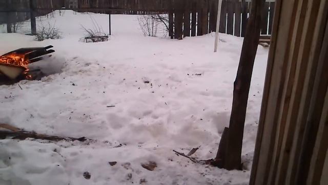 Сосед жжёт забор смотреть онлайн