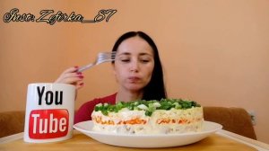 МУКБАНГ| САЛАТ МИМОЗА С КУРИЦЕЙ| Ответы на вопросы| MUKBANG| ASMR