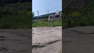 2эс10 гранит с грузовым составом,перегон Юрга-Тутальская...