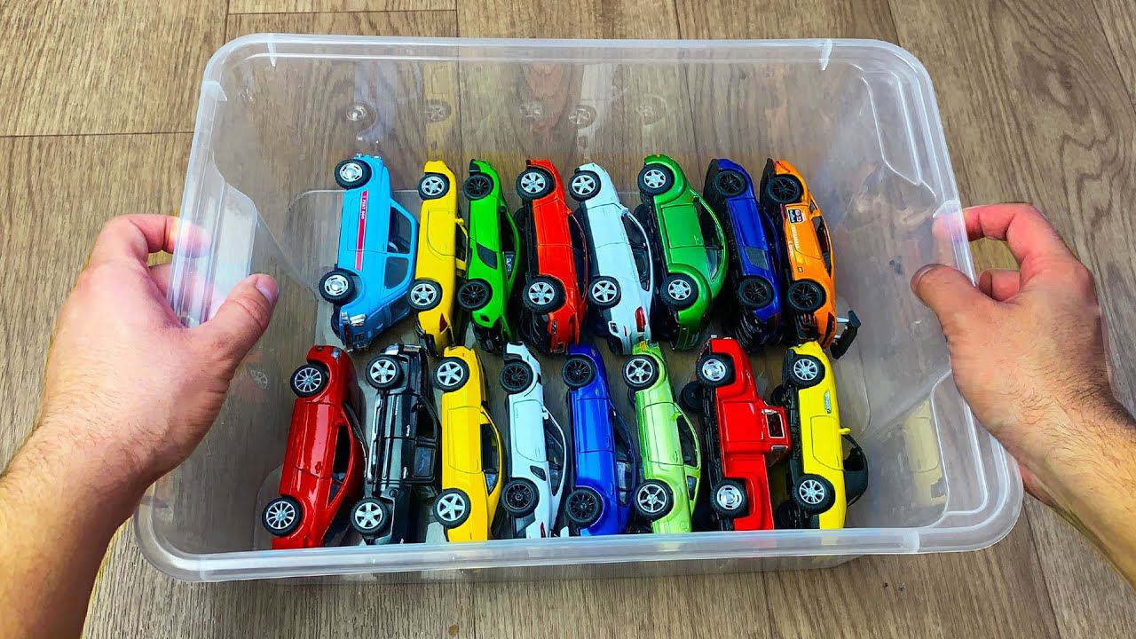 Машинки в Коробке - Lots of Model Cars from the Box смотреть онлайн