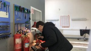 Огнетушитель: порошковый или углекислотный? Проверка огнетушителя.