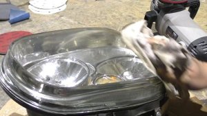 Полировка стеклянных фар VW GOLF 4
