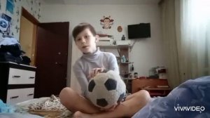 как научиться стаять на воротах в футболе (лайфхак)