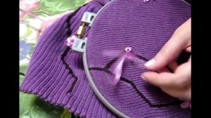 Вышивка сакуры на трикотаже.