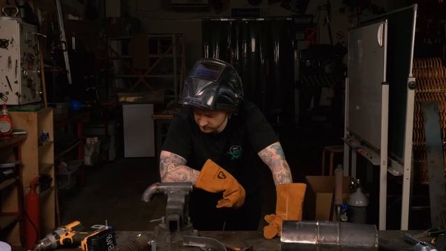 КАК СДЕЛАТЬ РАБОЧИЙ УПМ из АТАКИ ТИТАНОВ? АНИМЕ DIY