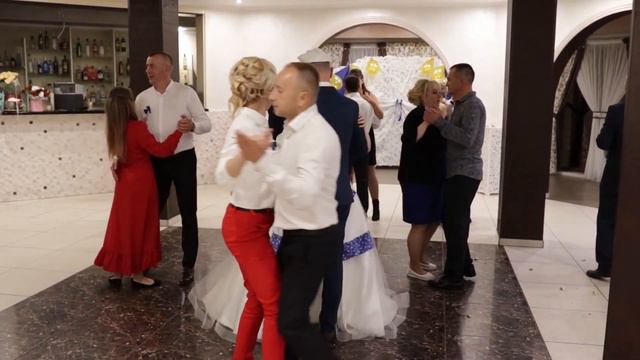 🎸 За селом, де колишуться віти(Плакуча гітара).Українська народна пісня