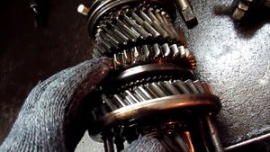 Фольксваген Кади 1,9 дизель . Ремонт коробки. Советую посмотреть .