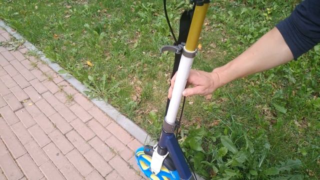 Самокат ORZ 250-200 с ручным тормозом в SAMOKATCLUB смотреть онлайн