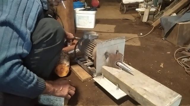 Дровокол с самодельной морковкой без токаря смотреть онлайн