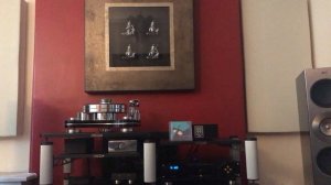 Electrocompaniet EMC 1UP + Spider Clamp cd player