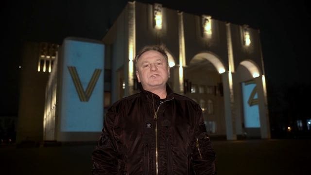 Буквы V и Z появились на здании Курского Драмтеатра (Андрей Колобинин)
