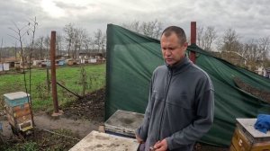 Полоски или бипин? Вечный вопрос начинающих пчеловодов. Осенняя обработка от клеща.