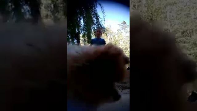 Играю с песком в песочнице - мальчик в 7 лет играет в песочнице! Это очень интересно! Мокрый песок смотреть онлайн