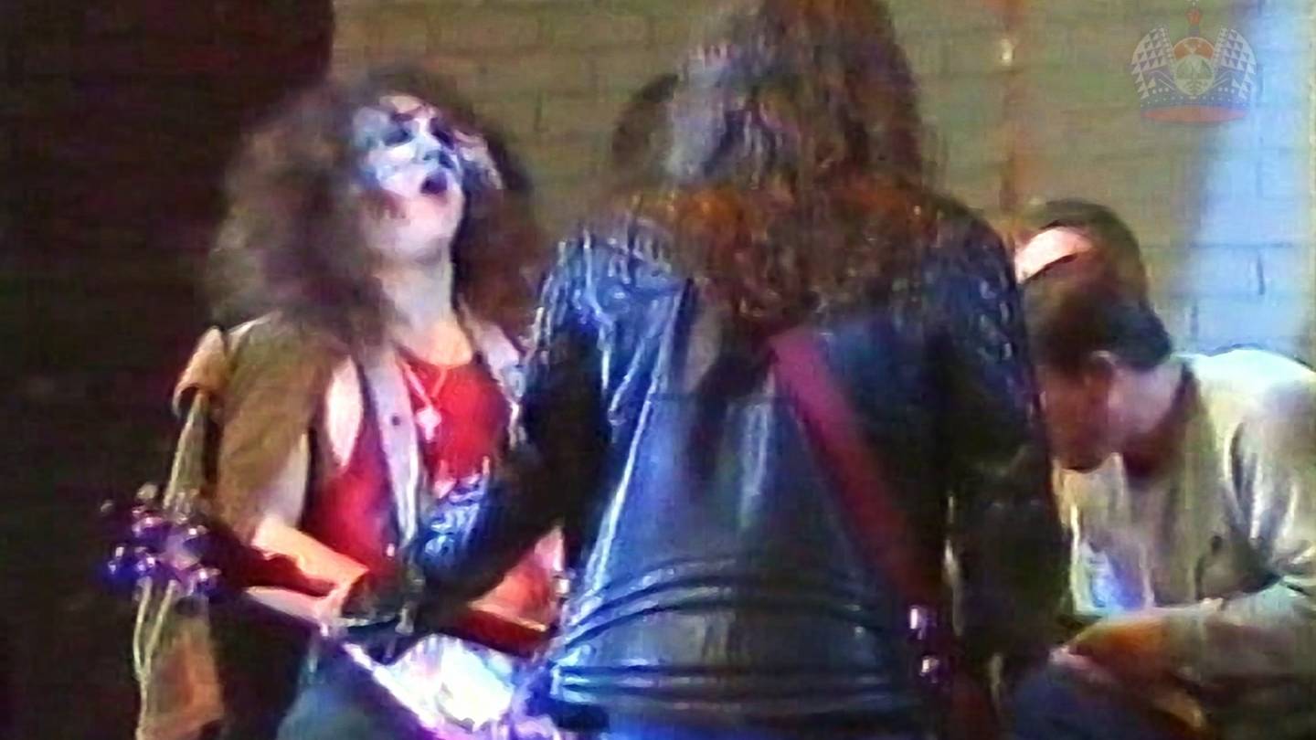 группа КОРОНА РОССИЙСКОЙ ИМПЕРИИ - Король смотреть онлайн