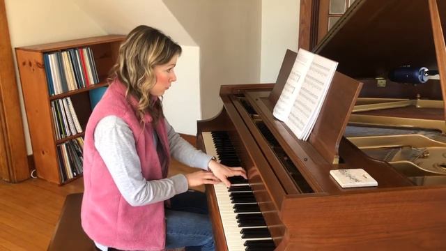 Toccata (Alfred's Basic Piano | Level 6 Lesson) смотреть онлайн