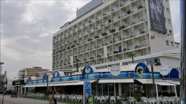 Riccione - Italy смотреть онлайн