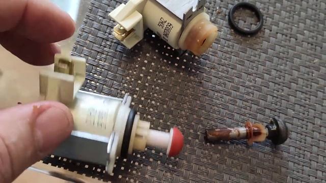 Bosch SRV55T03EU не работает заливной клапан. 2 часть.