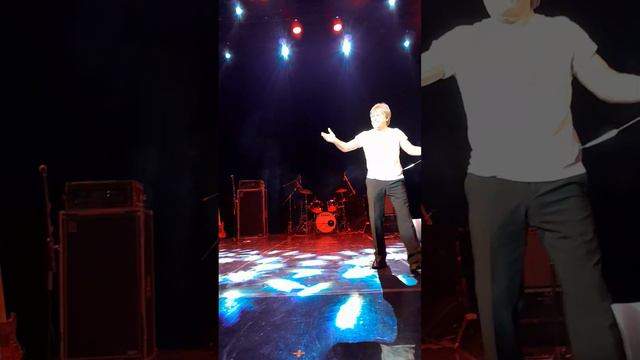 Я у твоих ног, спасибо не говори! Тебя подарил Бог, его и Благодари)))🥰🤩😘 смотреть онлайн