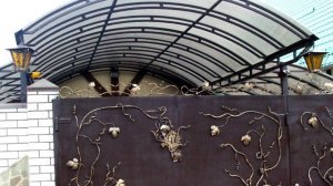 Большой навес из поликарбоната во дворе частного дома Днепр