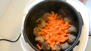 Шикарный суп с фрикадельками и макаронами в мультиварке - скороварке Редмонд Redmond RMC-P350