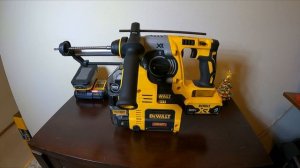 Обзор на Перфоратор Dewalt DCH273 c АКБ PowerStack5AH и бортовым пылесборником DWH303