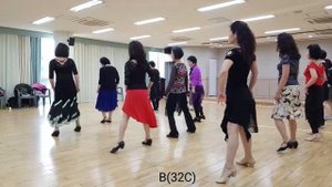 Tango Burlesque Line Dance
