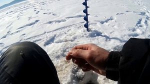 озеро большое!зимняя рыбалка