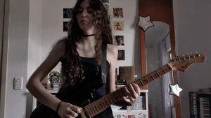 Arctic Monkeys • R U Mine?// (guitar cover)