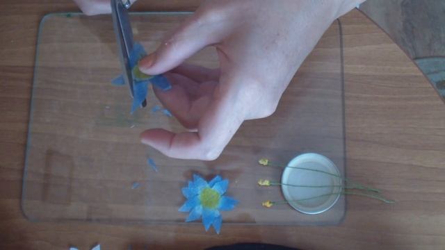 Маленькие цветы. Цветы из ткани. смотреть онлайн