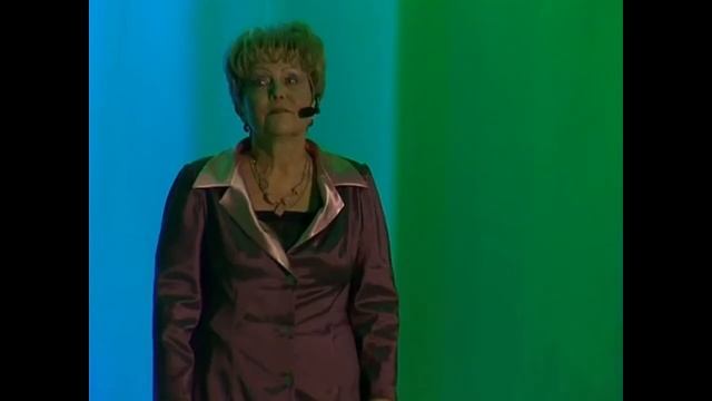 Корзина с еловыми шишками смотреть онлайн