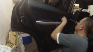 Снять обшивку двери suzuki grand vitara 2008 своими руками