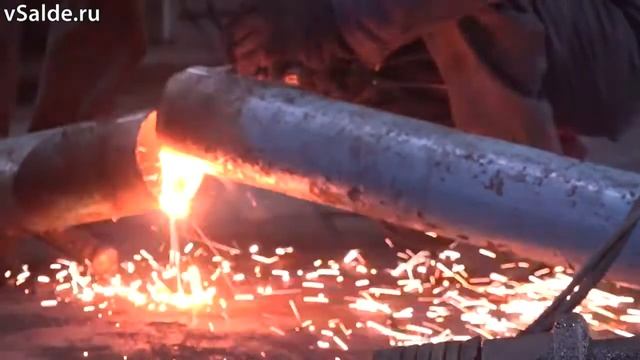 В цехе № 4 ВСМПО идёт ремонт головного оборудования молота смотреть онлайн