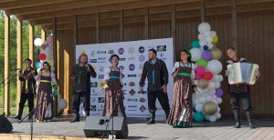 Театр песни "РОСИЧИ".п.Комсомольский. I Фестиваль «Краски лета».mp4