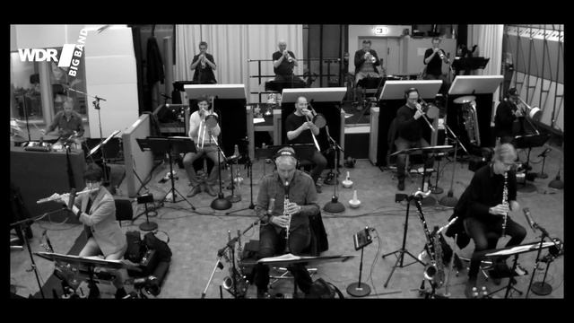 Andy Haderer & WDR BIG BAND - Summer in Central Park смотреть онлайн