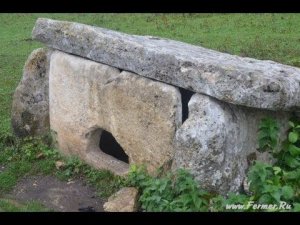 Урочище Дольмены 564 дольмена. Краснодарский край, окрестности х. Кизинка.