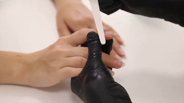 Сам себе мастер маникюра. Урок 4: Обработка кутикулы.