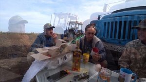 Сколько тракторов нужно фермеру на 100-200 га земли?