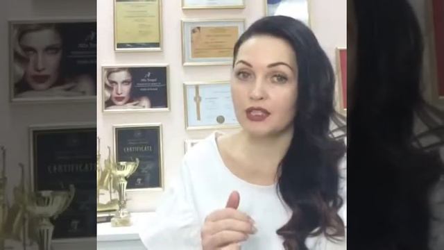 Алла Янгаль о новой книге Ларисы Мозариной «Перманентный макияж. Поймать неуловимое». смотреть онлайн