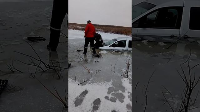 Порыбачили на озере Червоное, Житковичский район.