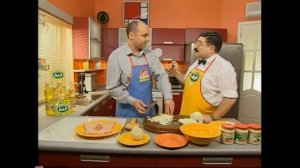 Как нарезать КАПУСТУ тонкой СОЛОМКОЙ - 2 способа / Мастер-класс от шеф-повара / Илья Лазерсон