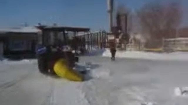Снегоочиститель перед/под барьерным ограждением (воздуходувка) на МТЗ-80/82