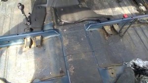 Honda CR-V RD1 и ржавчина. Как снять пластик и вскрыть пол